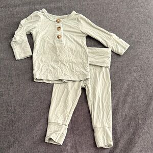 Caden Lane Light Sage Long-Sleeve Pajama Set with Wooden Buttons